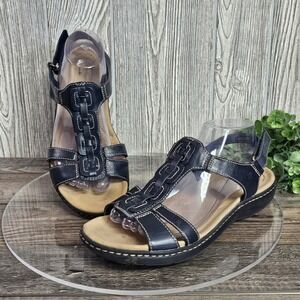 Clarks Collection Ultimate Comfort Sandals Women's 9‎ Black Leather T-Strap